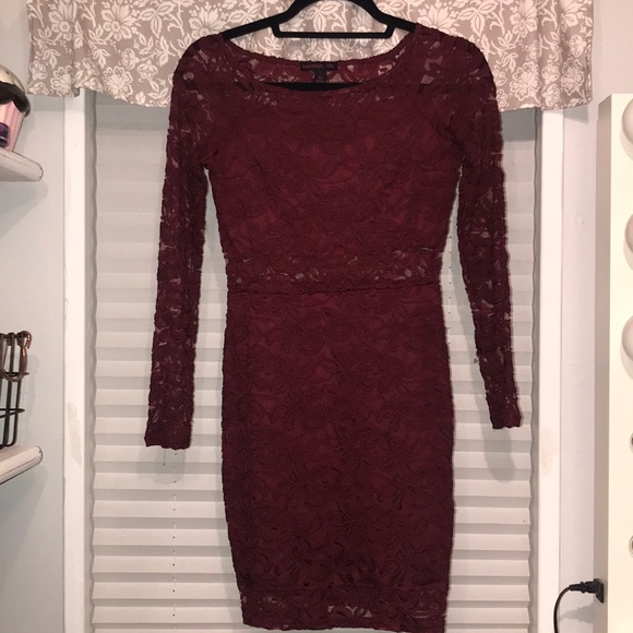 Lace Dress - Picture 2 of 2